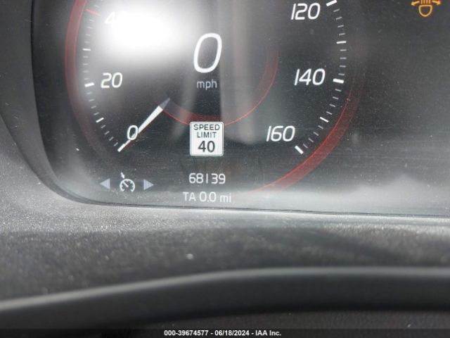 YV4162UM2L2219219 Volvo Xc40 T5 R-design