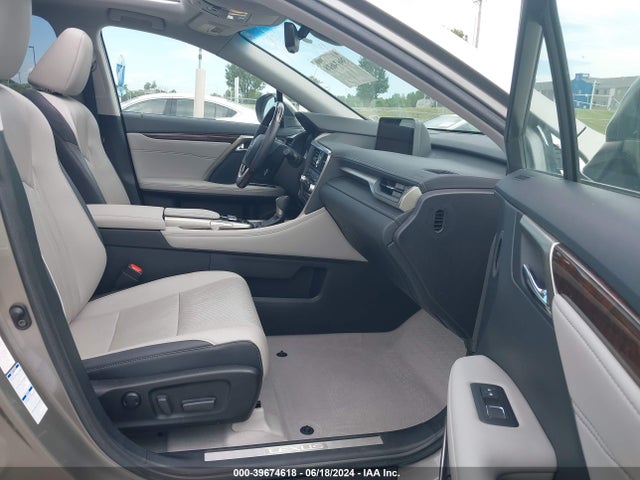 2T2BZMCA1KC174562 Lexus RX 350