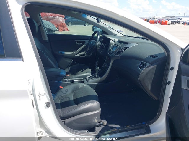 Hyundai Elantra Limited 2016 5NPDH4AE4GH712374 Image 5