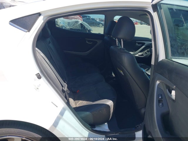 Hyundai Elantra Limited 2016 5NPDH4AE4GH712374 Image 8