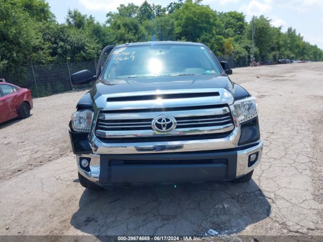 5TFUY5F13GX511047 Toyota Tundra Sr5 5.7l V8