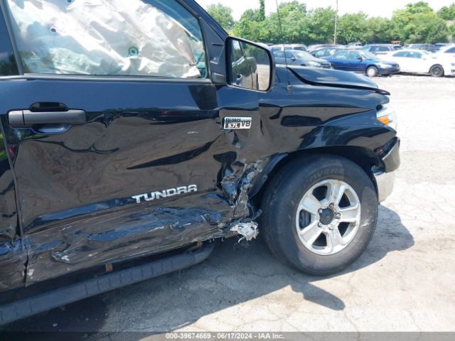 5TFUY5F13GX511047 Toyota Tundra Sr5 5.7l V8