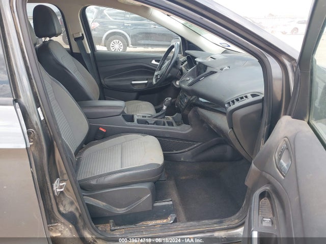 Ford ESCAPE SE 2017 1FMCU0G97HUC26591 Image 5