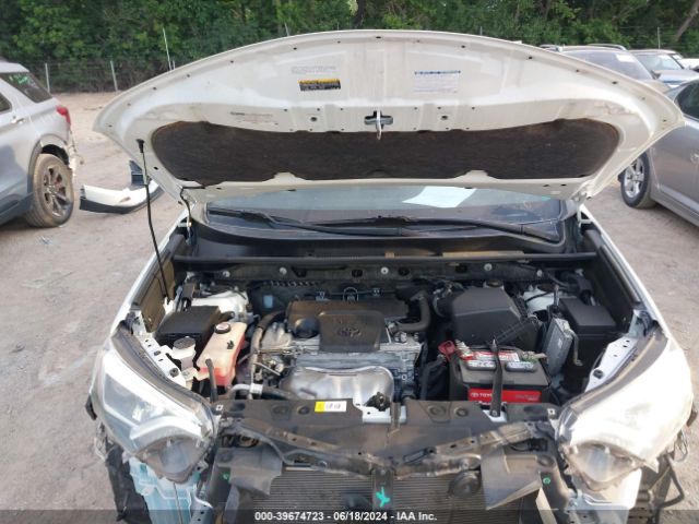 JTMJFREV3JJ183790 Toyota RAV4 SE