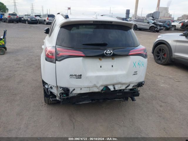 JTMJFREV3JJ183790 Toyota RAV4 SE