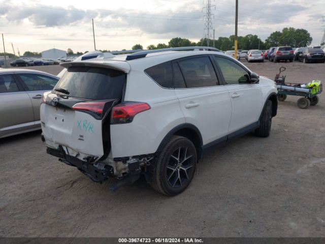 JTMJFREV3JJ183790 Toyota RAV4 SE