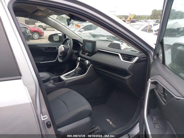 Toyota RAV4 LE 2022 2T3H1RFV2NC190685 Image 5