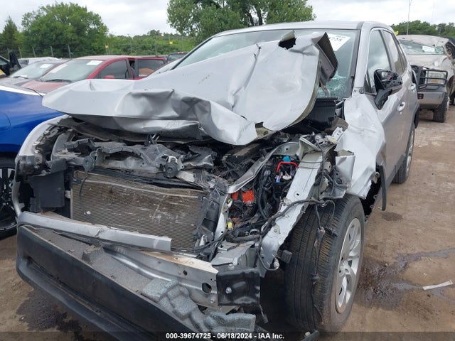 Toyota RAV4 LE 2022 2T3H1RFV2NC190685 Image 6