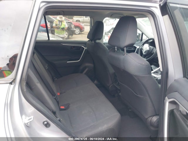 Toyota RAV4 LE 2022 2T3H1RFV2NC190685 Image 8