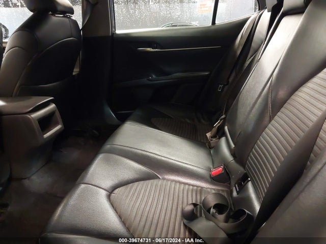 Toyota CAMRY SE 2018 4T1B11HK2JU575272 Image 8