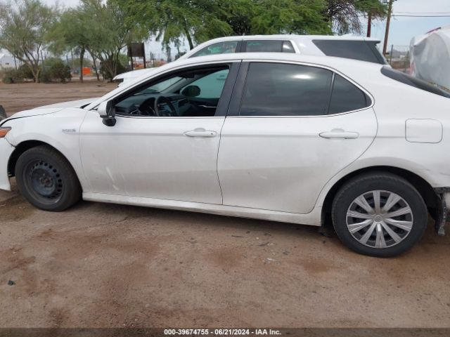 4T1B31HK6JU002420 Toyota Camry Hybrid Le