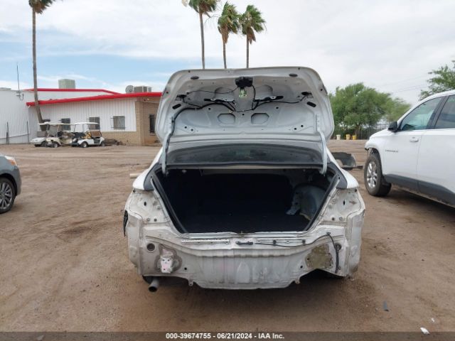 4T1B31HK6JU002420 Toyota Camry Hybrid Le