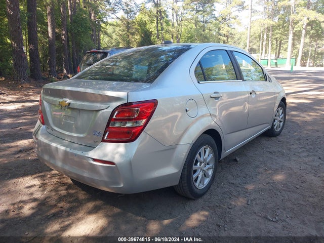 Chevrolet Sonic Lt Auto 2017 1G1JD5SH9H4124791 Image 4