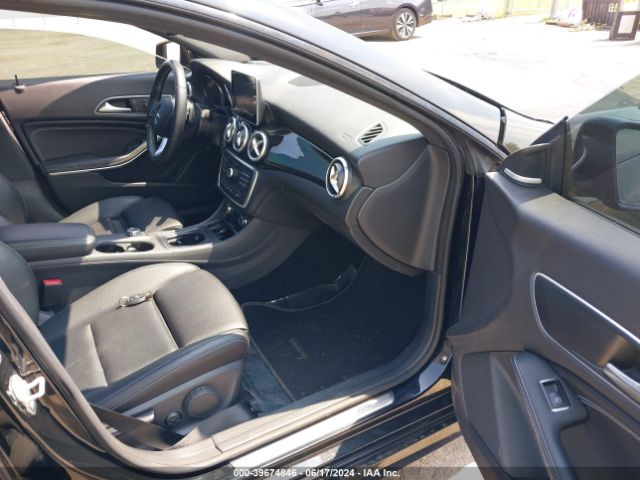 WDDSJ4GB1GN348610 Mercedes-Benz CLA 250 4MATIC