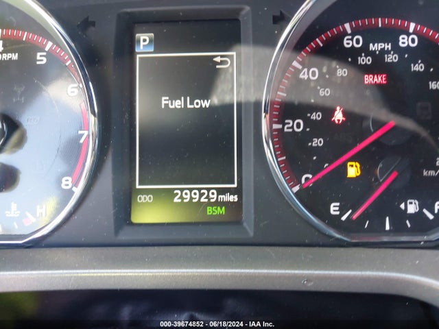 Toyota RAV4 SE 2017 2T3JFREV4HW601611 Image 7