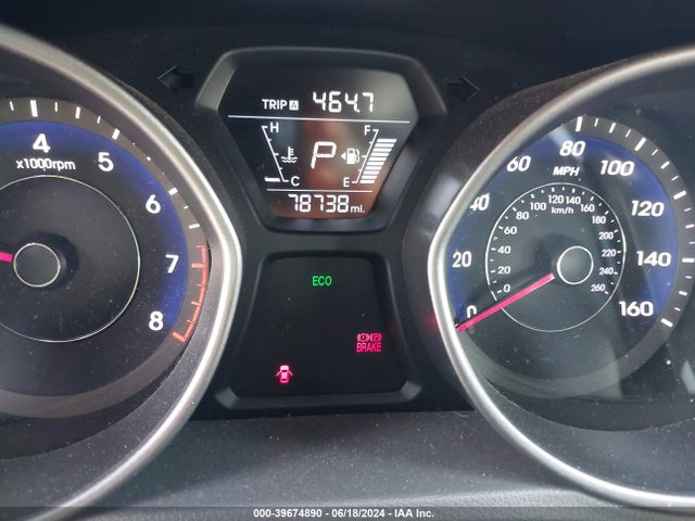 Hyundai ELANTRA SE 2015 5NPDH4AE9FH588746 Image 16