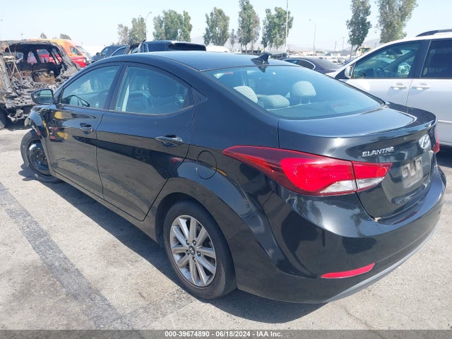 Hyundai ELANTRA SE 2015 5NPDH4AE9FH588746 Image 3