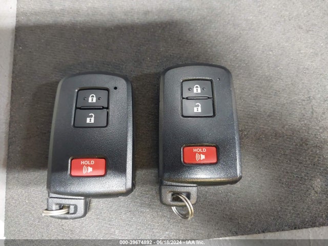 Toyota Rav4 Xle 2018 2T3RFREV6JW845561 Image 11
