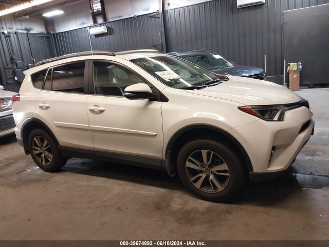 Toyota Rav4 Xle 2018 2T3RFREV6JW845561 Image 13