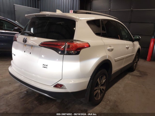 Toyota Rav4 Xle 2018 2T3RFREV6JW845561 Image 4
