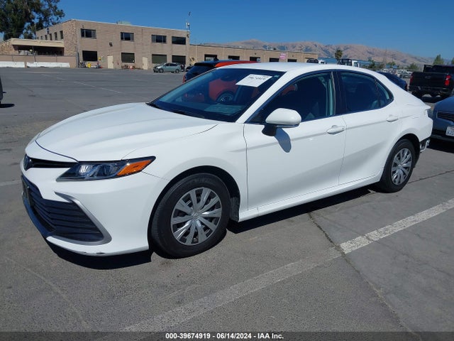 Toyota Camry Le Hybrid 2022 4T1C31AK8NU039005 Image 2