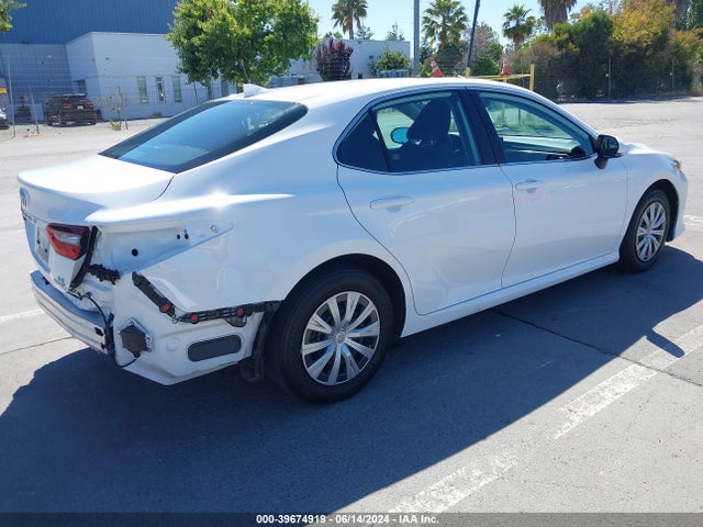 Toyota Camry Le Hybrid 2022 4T1C31AK8NU039005 Image 4