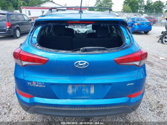 KM8J3CA48HU455709 Hyundai TUCSON SE