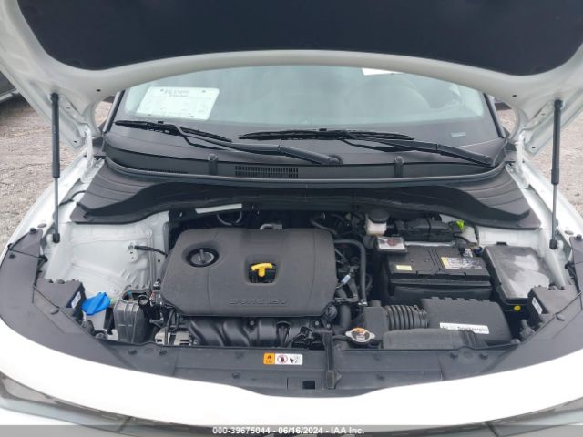 KNDJ23AU6R7230051 KIA SOUL LX