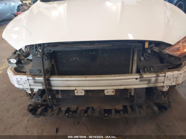 3FA6P0G76JR111426 Ford FUSION S