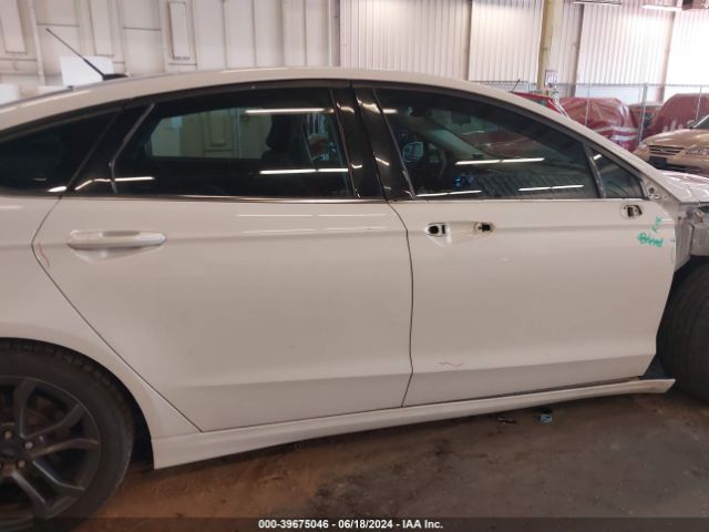 3FA6P0G76JR111426 Ford FUSION S
