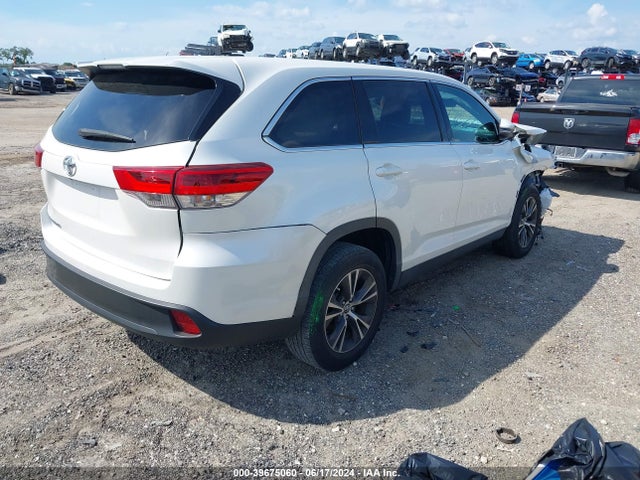 Toyota Highlander Le 2019 5TDZZRFH4KS335180 Image 4