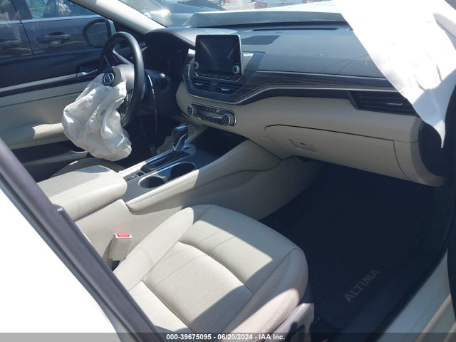 Nissan Altima 2.5 Platinum 2019 1N4BL4FW5KC130334 Image 5
