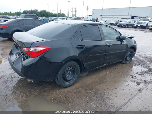 Toyota COROLLA LE 2017 5YFBURHE7HP697086 Image 4