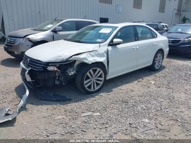 1VWLA7A3XKC010173 Volkswagen Passat 2.0t Wolfsburg Edition