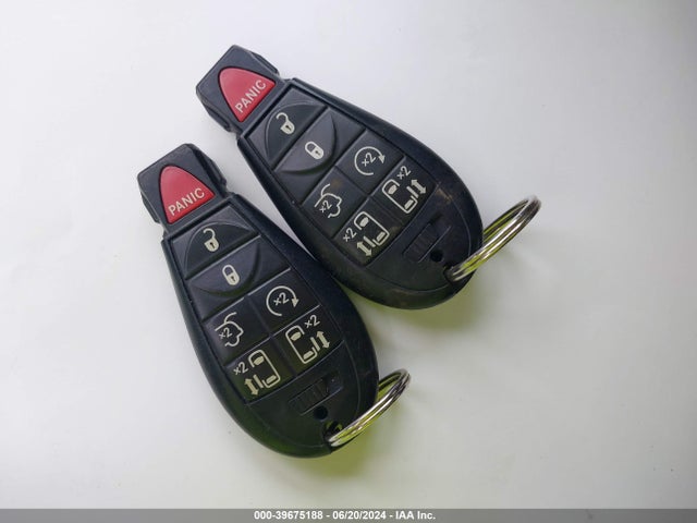 2C4RC1CG6ER233844 Chrysler Town & Country Touring-l
