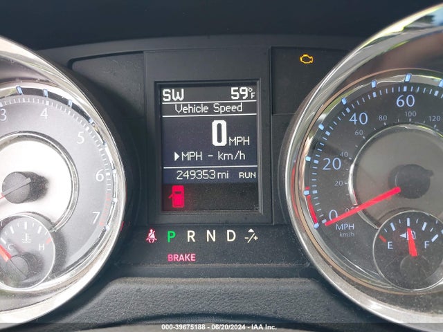 2C4RC1CG6ER233844 Chrysler Town & Country Touring-l