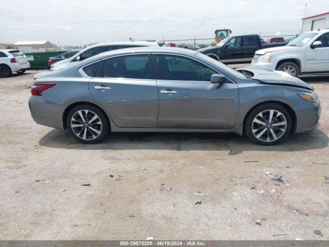 1N4AL3AP4HN303344 Nissan Altima 2.5 Sr