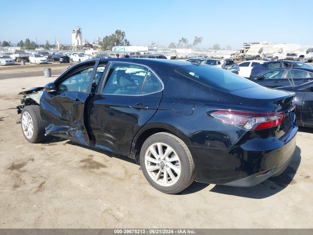 Toyota CAMRY LE 2024 4T1C11AK2RU867000 Image 3