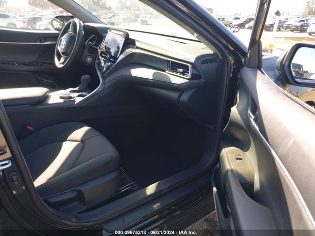 Toyota CAMRY LE 2024 4T1C11AK2RU867000 Image 5
