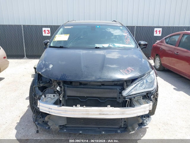 2C4RC1BG6HR524818 Chrysler Pacifica Touring-l