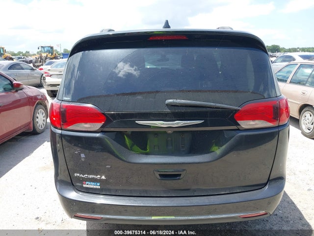 2C4RC1BG6HR524818 Chrysler Pacifica Touring-l