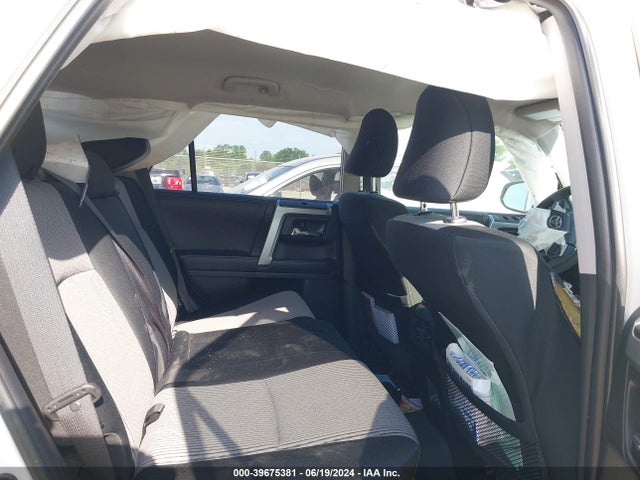 Toyota 4RUNNER SR5 2022 JTEMU5JR9N6043798 Image 8