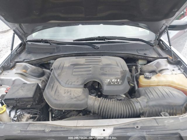 2C3CCAAG8FH755069 Chrysler 300 Limited
