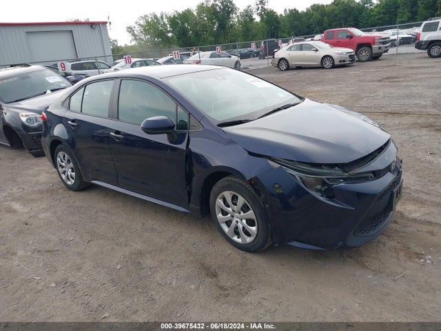 Toyota COROLLA LE 2020 5YFEPRAE7LP034396 головне зображення