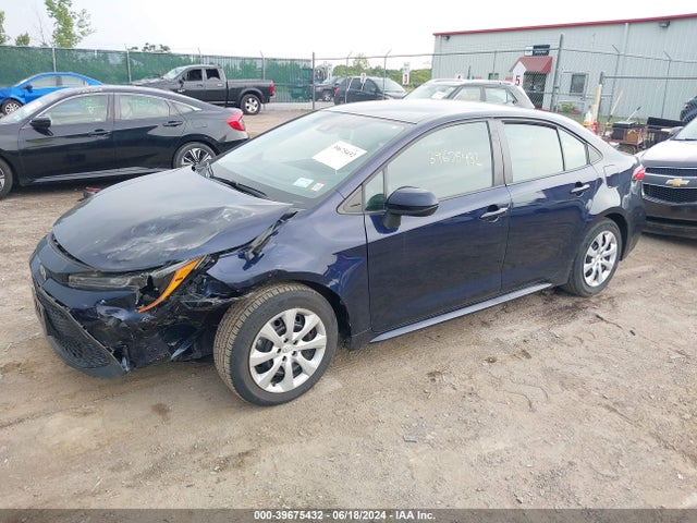Toyota COROLLA LE 2020 5YFEPRAE7LP034396 Image 2