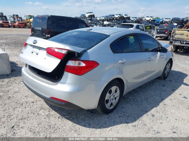 KNAFK4A62F5386797 KIA FORTE LX