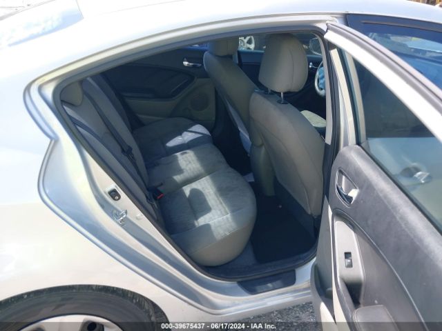 KNAFK4A62F5386797 KIA FORTE LX