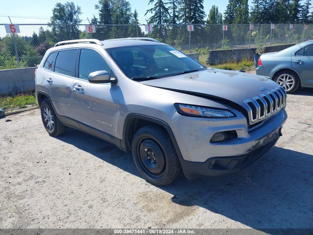 1C4PJMCB2JD540900 Jeep Cherokee Latitude 4x4