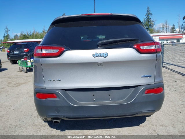 1C4PJMCB2JD540900 Jeep Cherokee Latitude 4x4