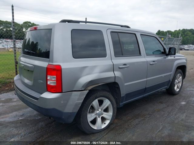 1C4NJRFB6GD618216 Jeep Patriot Latitude